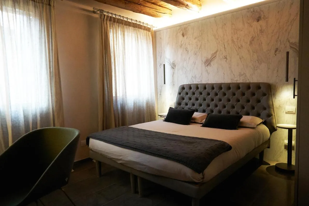 Palazzetto Dieda Bassano del Grappa 0*,  Italien